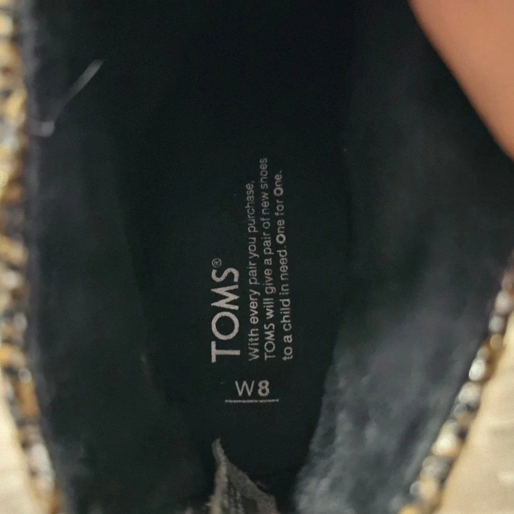TOMS Leila Block Heel Booties in Metallic x Gray Felt Women's Size‎ 8 US